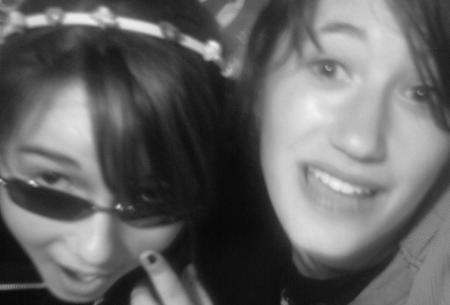 Article de poufs en language 'ZIVA DE PEAU DE BITTE ' H&eacute;h&eacute; il est 1h4o du matin on d&eacute;lire un peu =] Alors bonne lecture =]