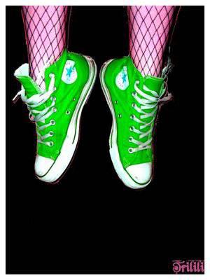 m&eacute;&eacute; c m&eacute;&eacute; converse :(